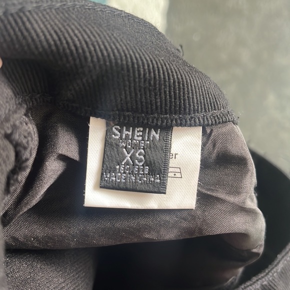 Black denim shorts never worn xs make offers 🖤 - Picture 3 of 3